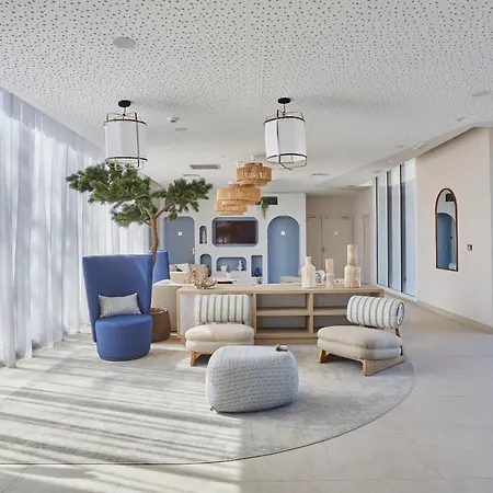 Prestige Odalys Riviera Aparthotel Hyeres