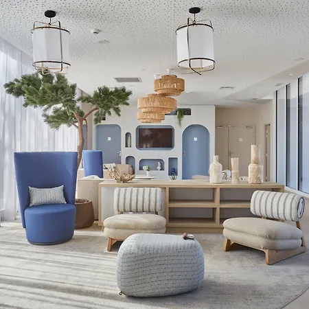 Prestige Odalys Riviera Aparthotel Hyeres