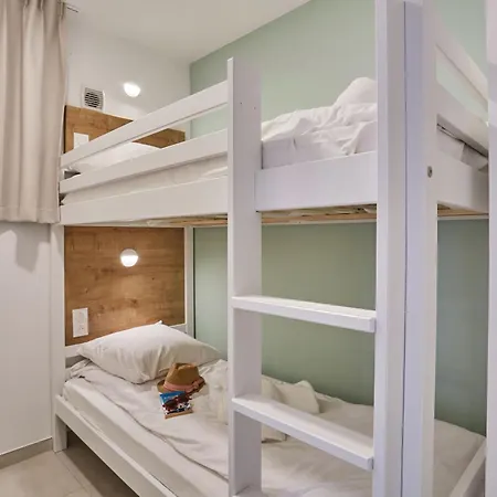 Odalys Riviera La Presqu'ile 4* הייר