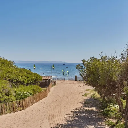 Hotel apartamentowy Odalys Riviera La Presqu'ile 4*