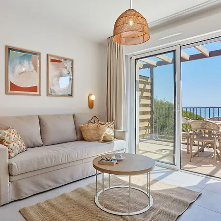 Hotel apartamentowy Odalys Riviera La Presqu'ile 4*