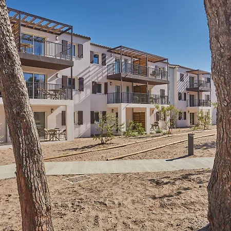 Odalys Riviera La Presqu'ile 4* הייר